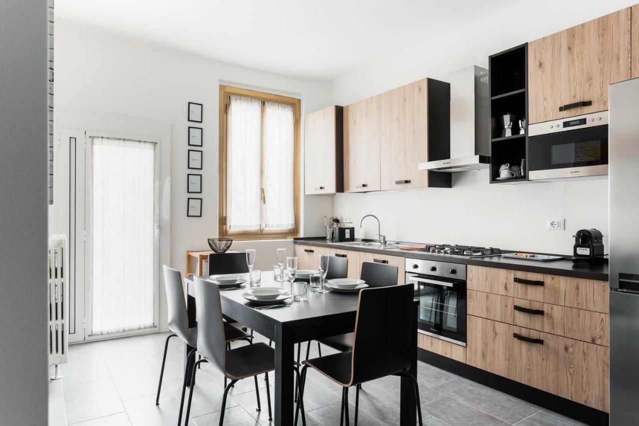 Comfortable Family Group Apartment Via Paruta มิลาน ภายนอก รูปภาพ