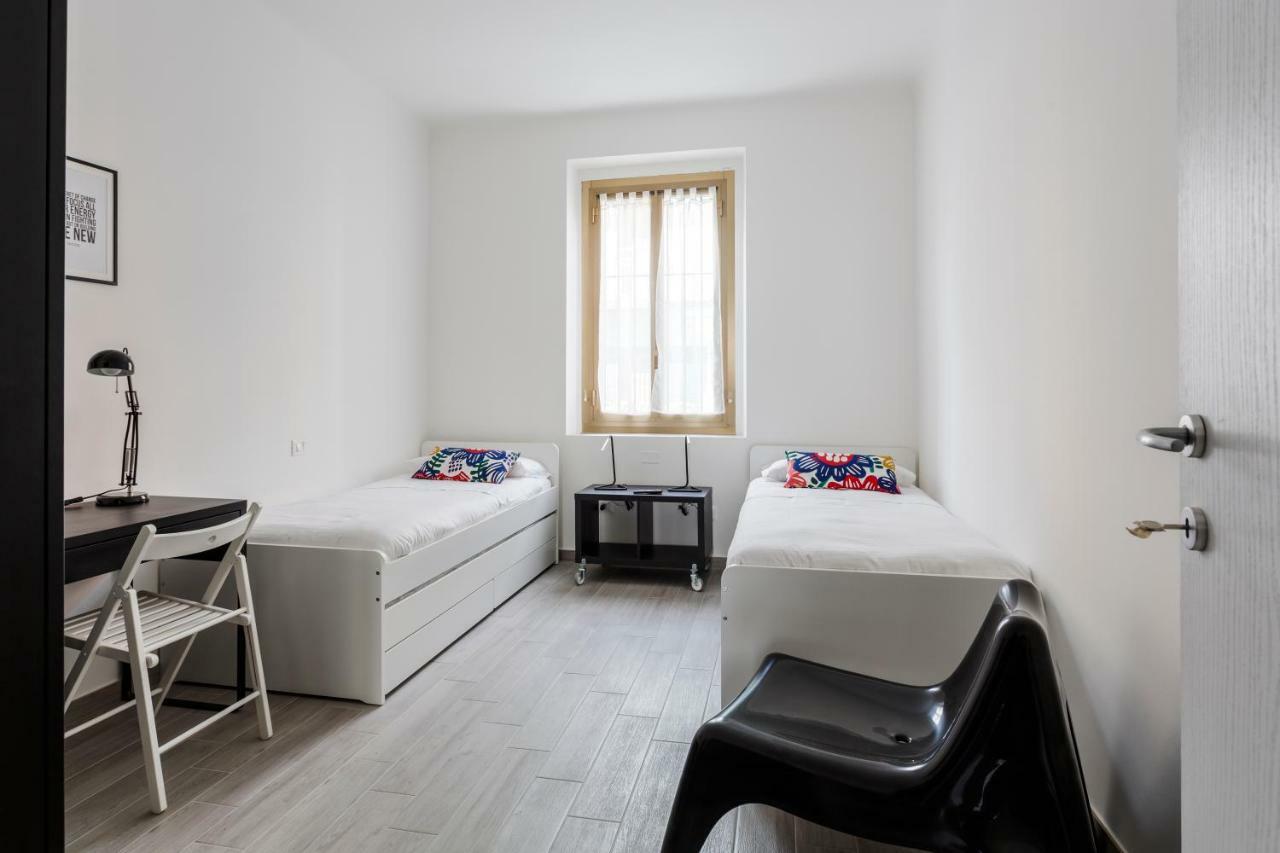 Comfortable Family Group Apartment Via Paruta มิลาน ภายนอก รูปภาพ